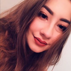 Meet your Posher, Jocelyn